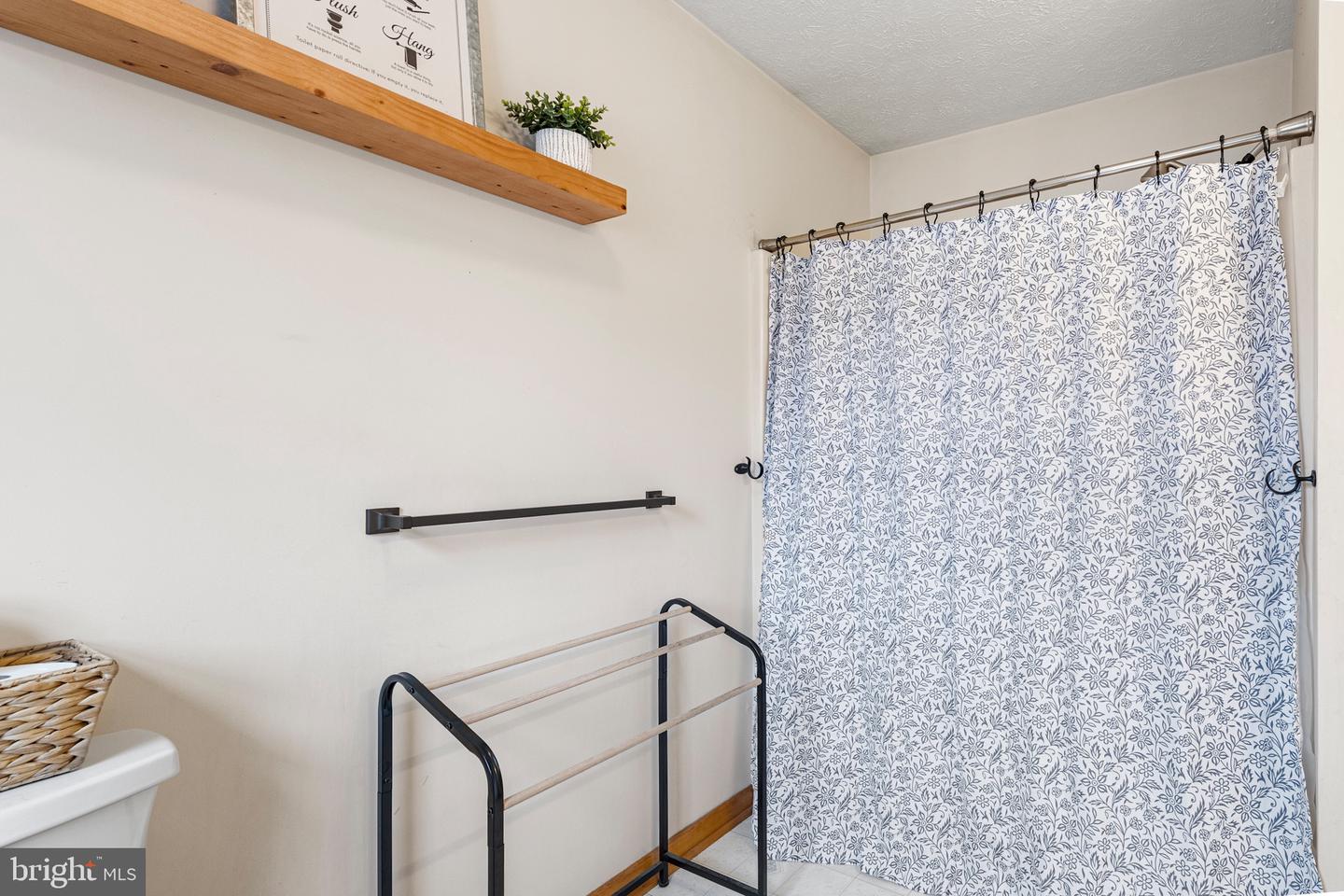 3360 SENEDO RD, QUICKSBURG, Virginia 22847, 4 Bedrooms Bedrooms, 7 Rooms Rooms,3 BathroomsBathrooms,Residential,For sale,3360 SENEDO RD,VASH2013678 MLS # VASH2013678 3360 SENEDO RD, QUICKSBURG, Virginia 22847, 4 Bedrooms Bedrooms, 7 Rooms Rooms,3 BathroomsBathrooms,Residential,For sale,3360 SENEDO RD,VASH2013678 MLS # VASH2013678