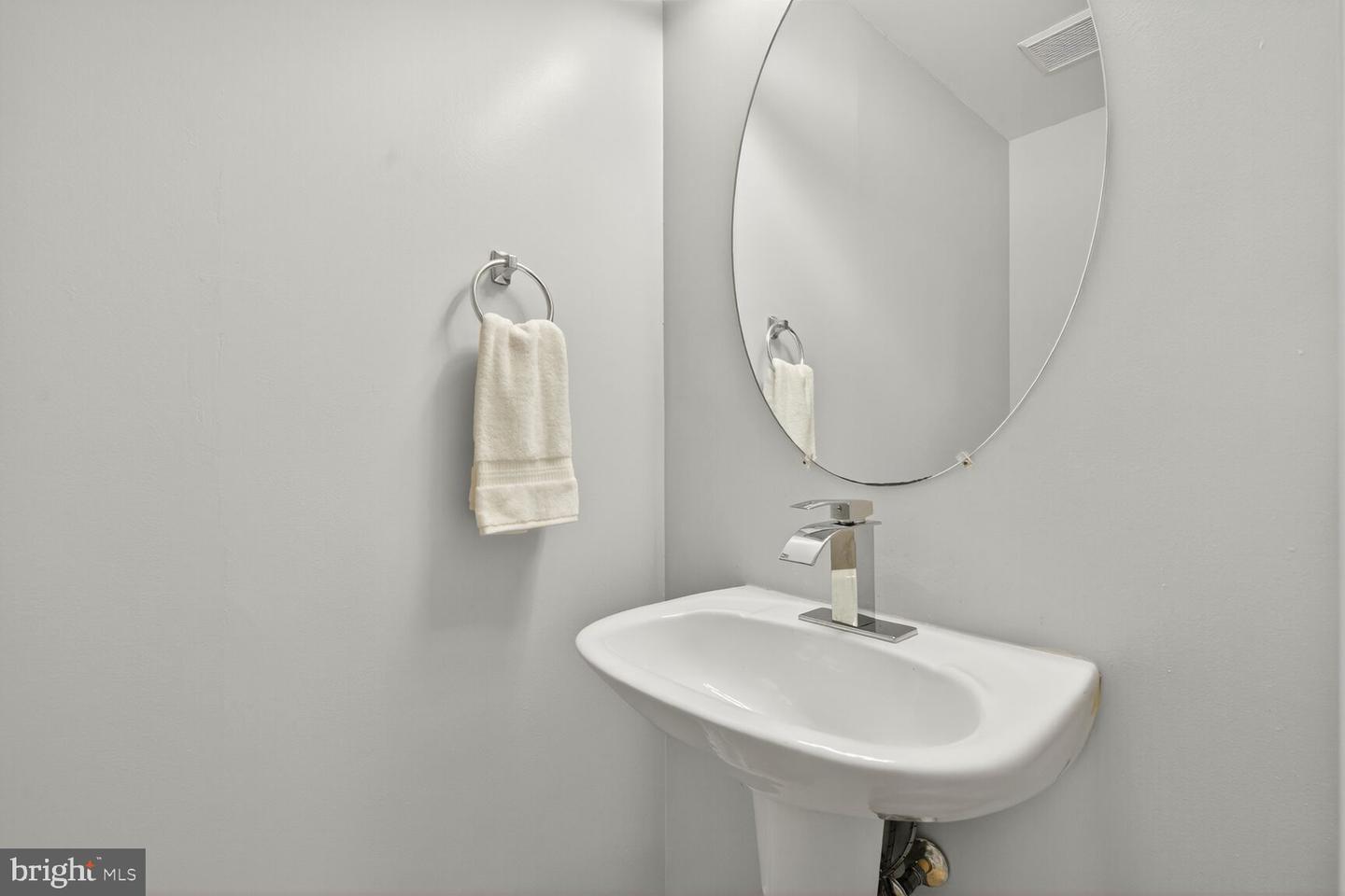 3841 WATKINS MILL DR, ALEXANDRIA, Virginia 22304, 3 Bedrooms Bedrooms, ,2 BathroomsBathrooms,Residential,For sale,3841 WATKINS MILL DR,VAAX2054562 MLS # VAAX2054562 3841 WATKINS MILL DR, ALEXANDRIA, Virginia 22304, 3 Bedrooms Bedrooms, ,2 BathroomsBathrooms,Residential,For sale,3841 WATKINS MILL DR,VAAX2054562 MLS # VAAX2054562