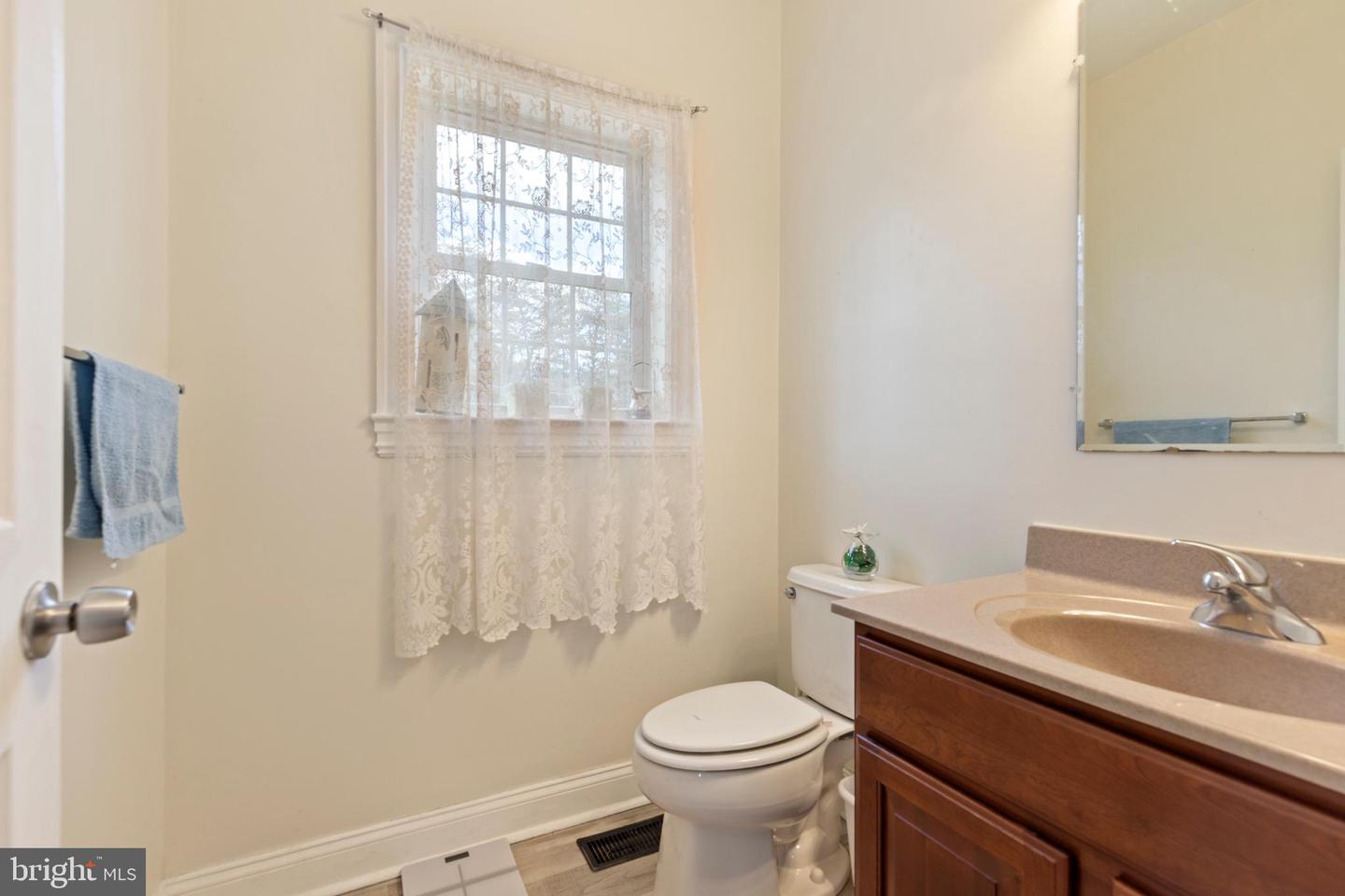 3336 HUNTING RIDGE RD, WINCHESTER, Virginia 22603, 4 Bedrooms Bedrooms, ,2 BathroomsBathrooms,Residential,For sale,3336 HUNTING RIDGE RD,VAFV2039814 MLS # VAFV2039814 3336 HUNTING RIDGE RD, WINCHESTER, Virginia 22603, 4 Bedrooms Bedrooms, ,2 BathroomsBathrooms,Residential,For sale,3336 HUNTING RIDGE RD,VAFV2039814 MLS # VAFV2039814