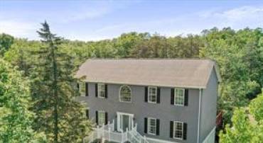 3336 HUNTING RIDGE RD, WINCHESTER, Virginia 22603, 4 Bedrooms Bedrooms, ,2 BathroomsBathrooms,Residential,For sale,3336 HUNTING RIDGE RD,VAFV2039814 MLS # VAFV2039814