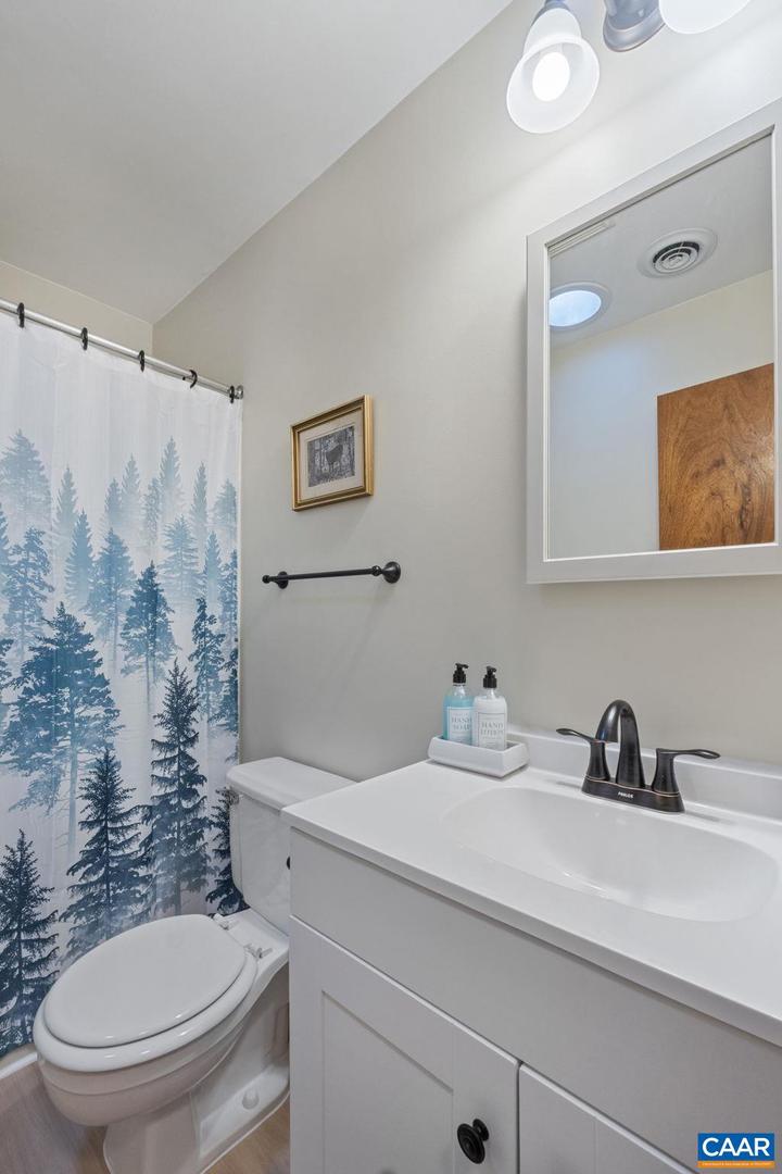 22 BRIDLEWOOD DR, PALMYRA, Virginia 22963, 3 Bedrooms Bedrooms, ,2 BathroomsBathrooms,Residential,For sale,22 BRIDLEWOOD DR,673754 MLS # 673754 22 BRIDLEWOOD DR, PALMYRA, Virginia 22963, 3 Bedrooms Bedrooms, ,2 BathroomsBathrooms,Residential,For sale,22 BRIDLEWOOD DR,673754 MLS # 673754