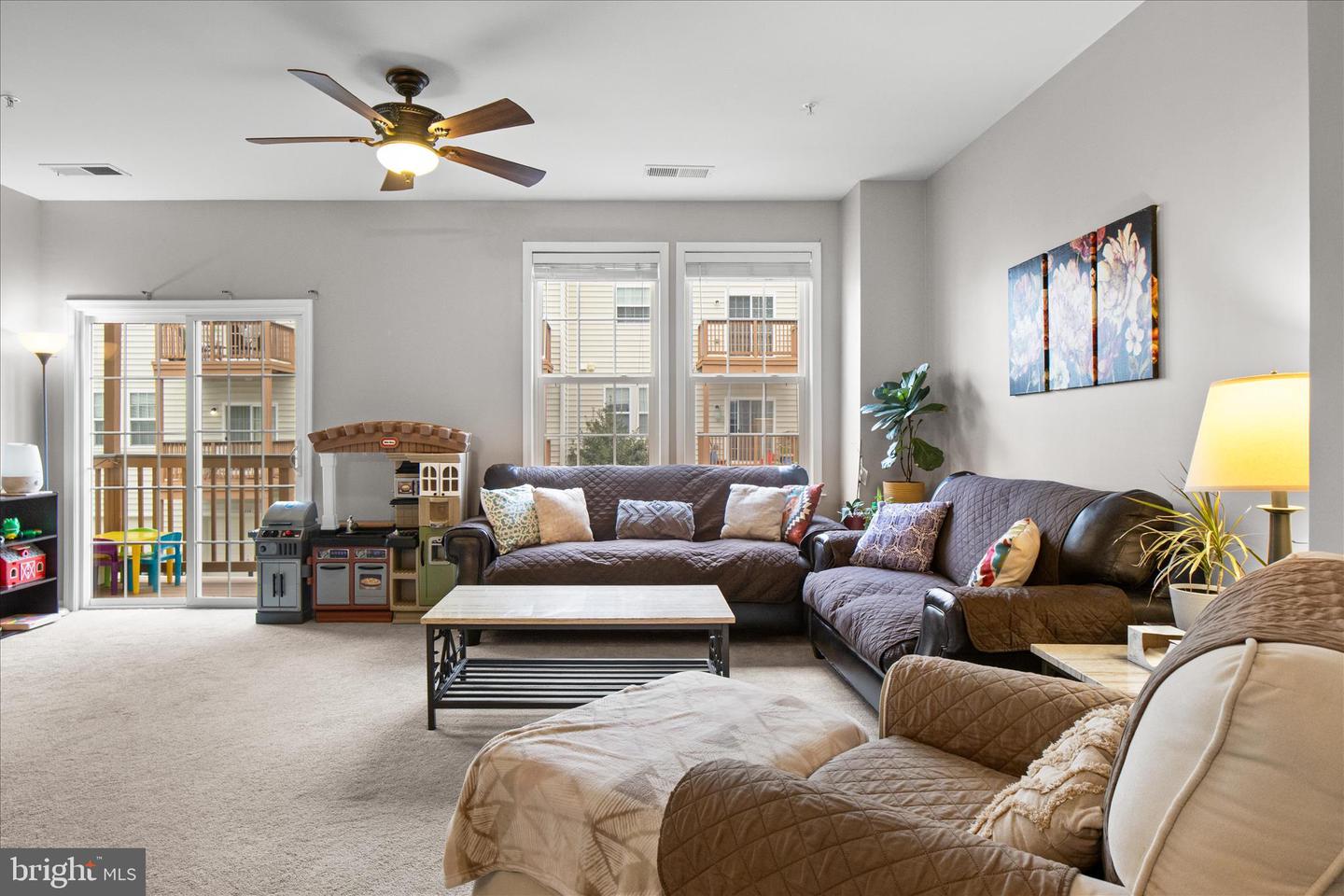 24546 BYRNE MEADOW SQ, ALDIE, Virginia 20105, 3 Bedrooms Bedrooms, ,2 BathroomsBathrooms,Residential,For sale,24546 BYRNE MEADOW SQ,VALO2116900 MLS # VALO2116900