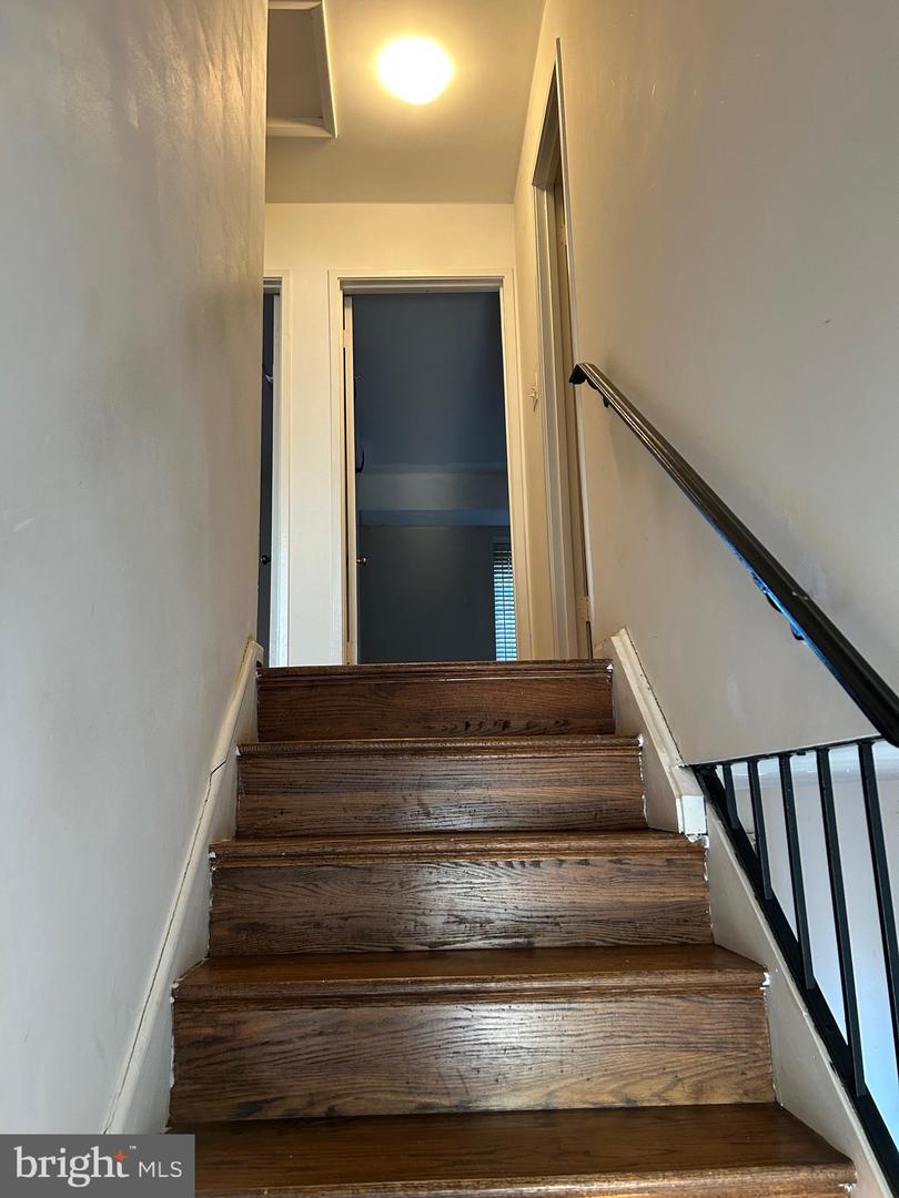 4933 ORISKANY DR, ANNANDALE, Virginia 22003, 3 Bedrooms Bedrooms, ,3 BathroomsBathrooms,Residential,For sale,4933 ORISKANY DR,VAFX2293122 MLS # VAFX2293122