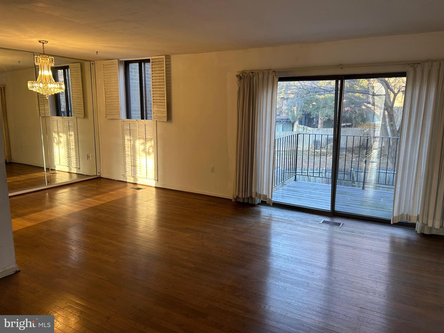 4933 ORISKANY DR, ANNANDALE, Virginia 22003, 3 Bedrooms Bedrooms, ,3 BathroomsBathrooms,Residential,For sale,4933 ORISKANY DR,VAFX2293122 MLS # VAFX2293122