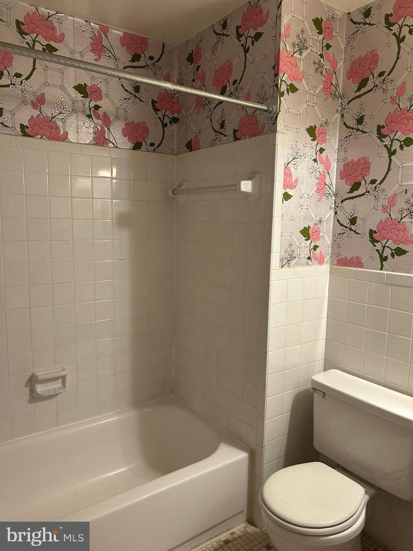 4933 ORISKANY DR, ANNANDALE, Virginia 22003, 3 Bedrooms Bedrooms, ,3 BathroomsBathrooms,Residential,For sale,4933 ORISKANY DR,VAFX2293122 MLS # VAFX2293122