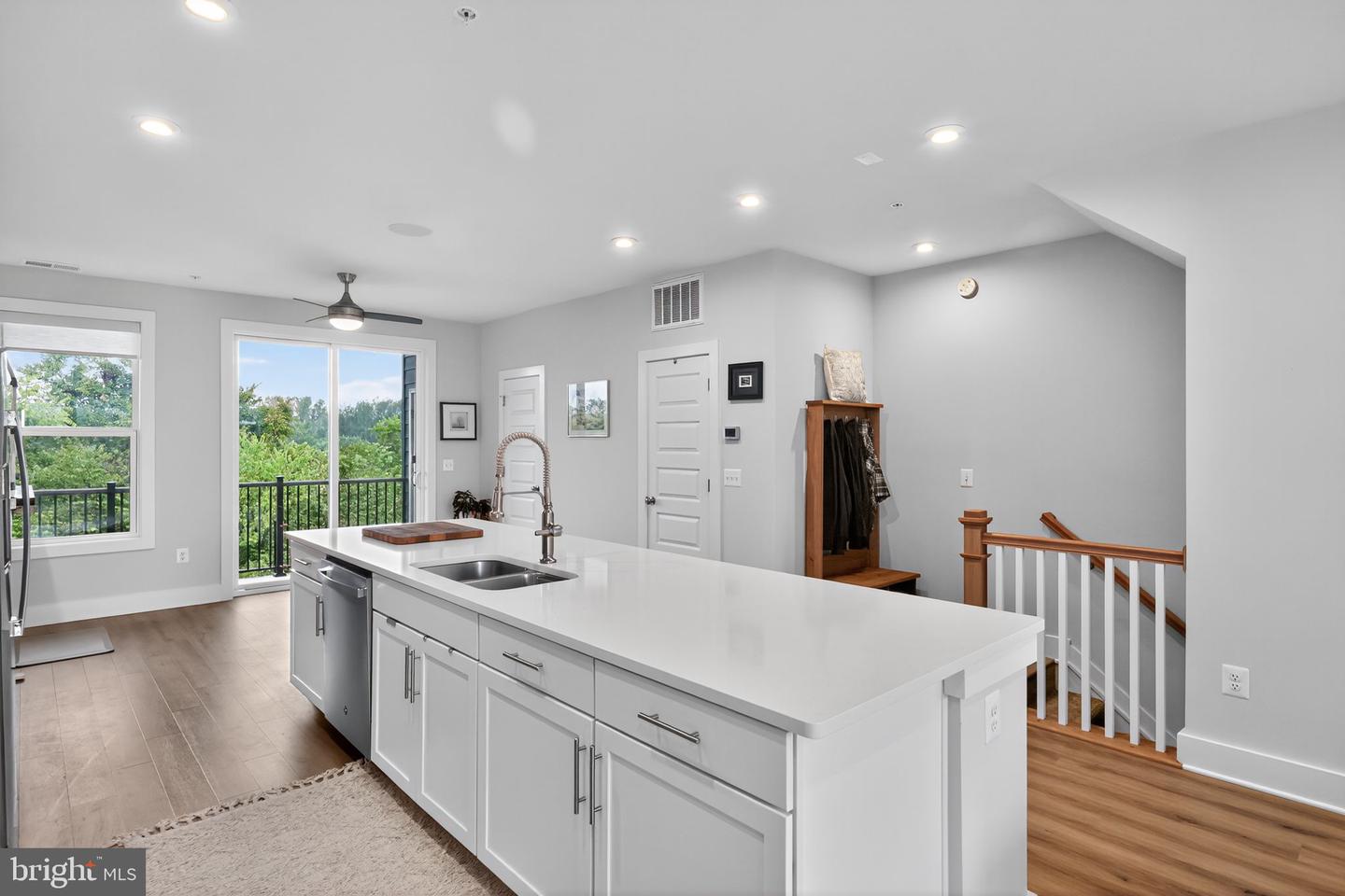 5268-C OLD MAIN ST #303, RICHMOND, Virginia 23231, 2 Bedrooms Bedrooms, ,2 BathroomsBathrooms,Residential,For sale,5268-C OLD MAIN ST #303,VAHN2001170 MLS # VAHN2001170