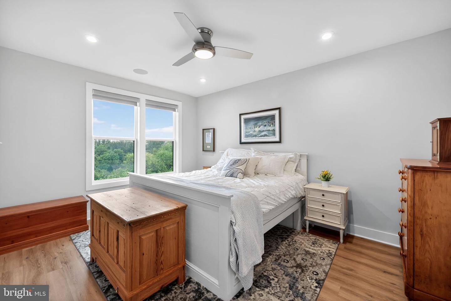 5268-C OLD MAIN ST #303, RICHMOND, Virginia 23231, 2 Bedrooms Bedrooms, ,2 BathroomsBathrooms,Residential,For sale,5268-C OLD MAIN ST #303,VAHN2001170 MLS # VAHN2001170