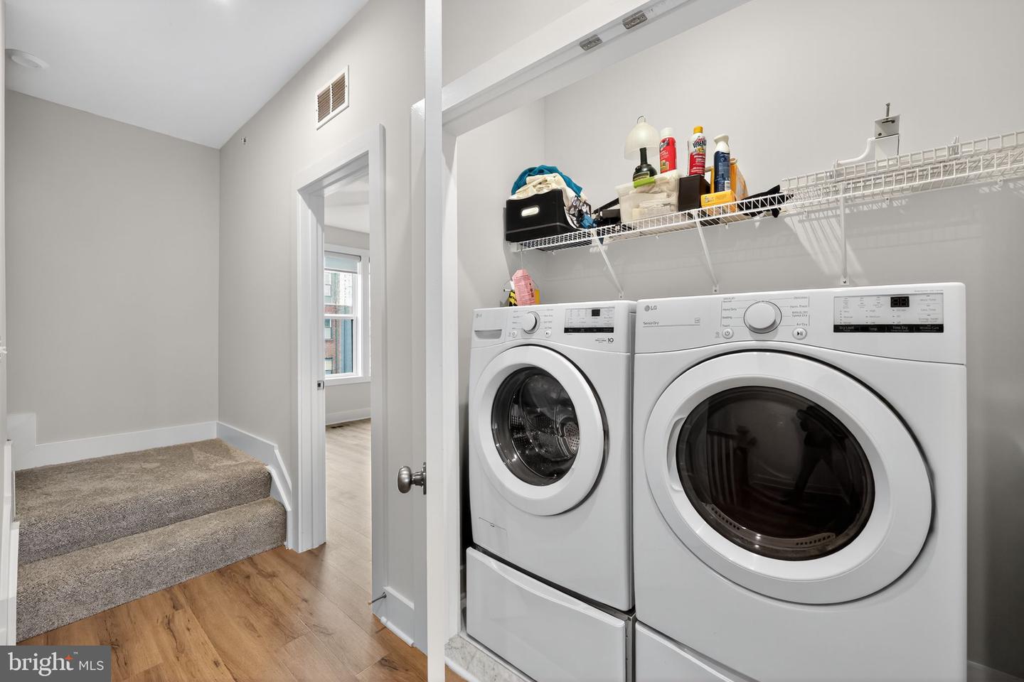 5268-C OLD MAIN ST #303, RICHMOND, Virginia 23231, 2 Bedrooms Bedrooms, ,2 BathroomsBathrooms,Residential,For sale,5268-C OLD MAIN ST #303,VAHN2001170 MLS # VAHN2001170