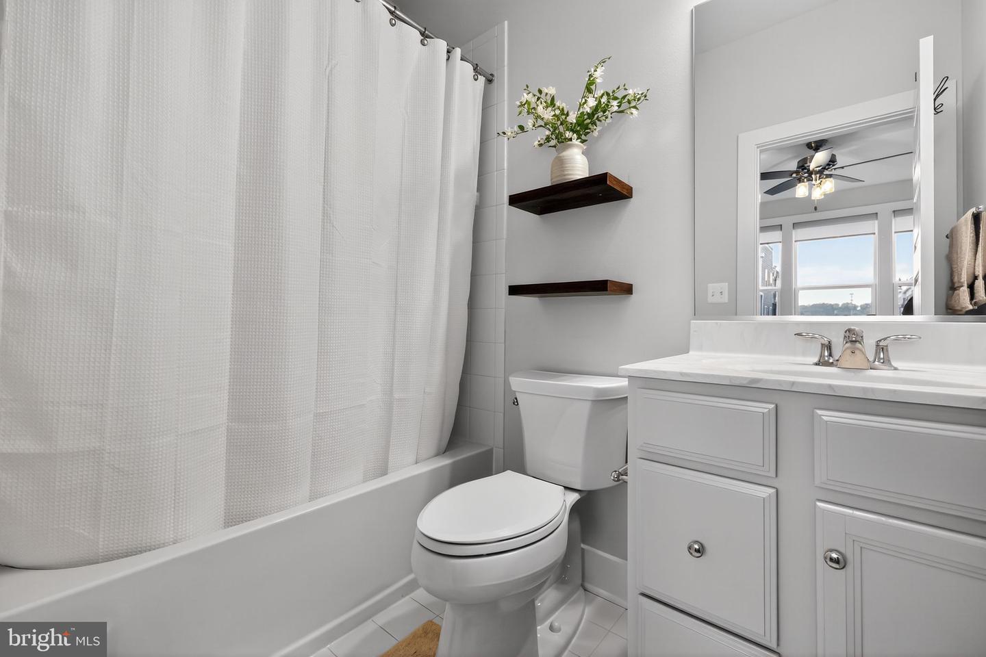 5268-C OLD MAIN ST #303, RICHMOND, Virginia 23231, 2 Bedrooms Bedrooms, ,2 BathroomsBathrooms,Residential,For sale,5268-C OLD MAIN ST #303,VAHN2001170 MLS # VAHN2001170