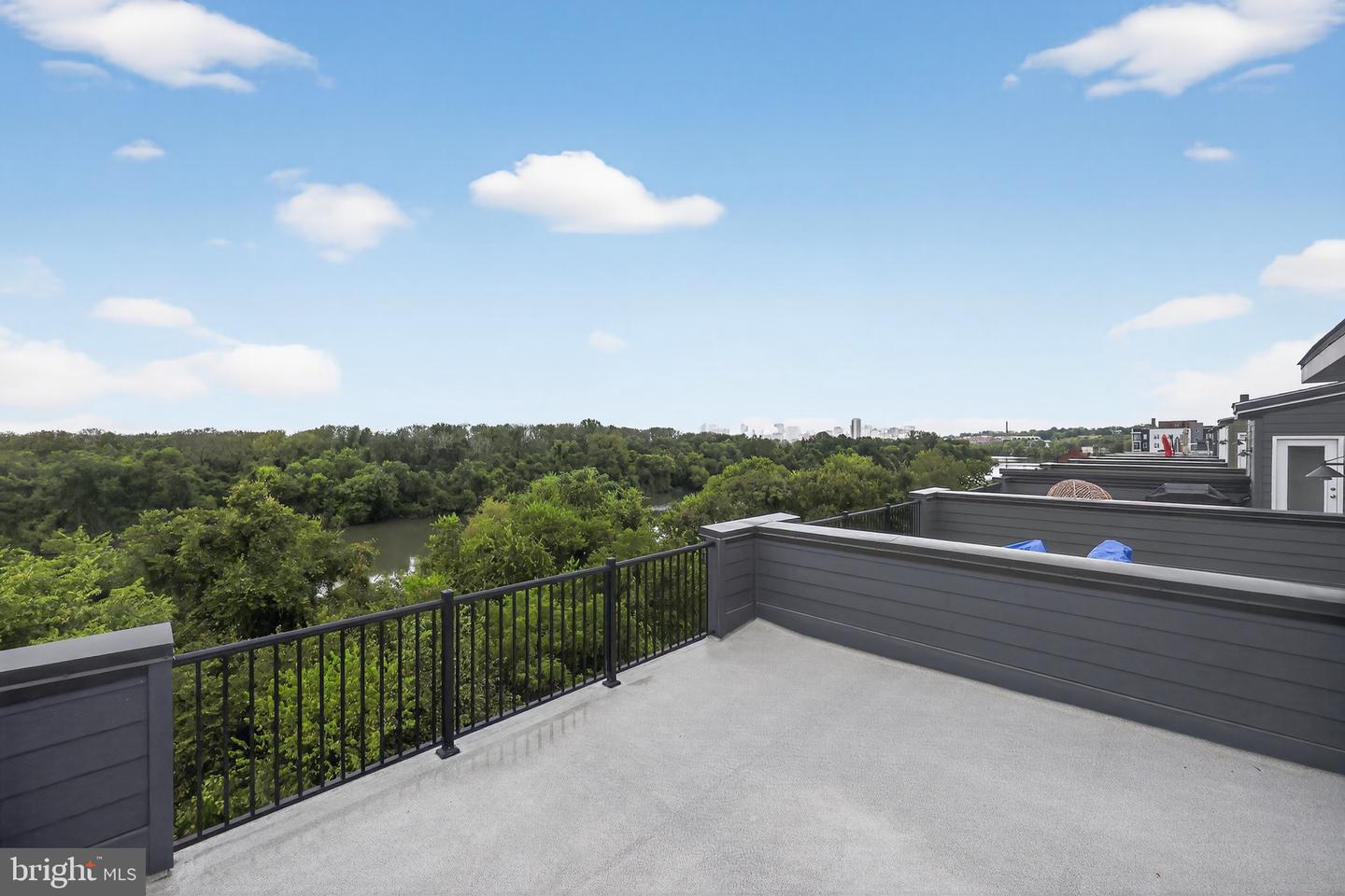 5268-C OLD MAIN ST #303, RICHMOND, Virginia 23231, 2 Bedrooms Bedrooms, ,2 BathroomsBathrooms,Residential,For sale,5268-C OLD MAIN ST #303,VAHN2001170 MLS # VAHN2001170