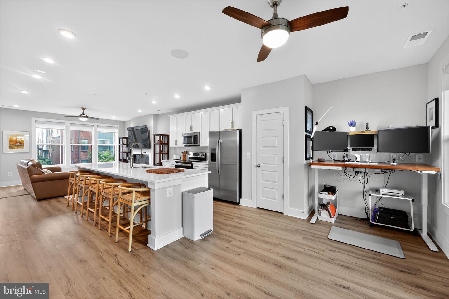 5268-C OLD MAIN ST #303, RICHMOND, Virginia 23231, 2 Bedrooms Bedrooms, ,2 BathroomsBathrooms,Residential,For sale,5268-C OLD MAIN ST #303,VAHN2001170 MLS # VAHN2001170