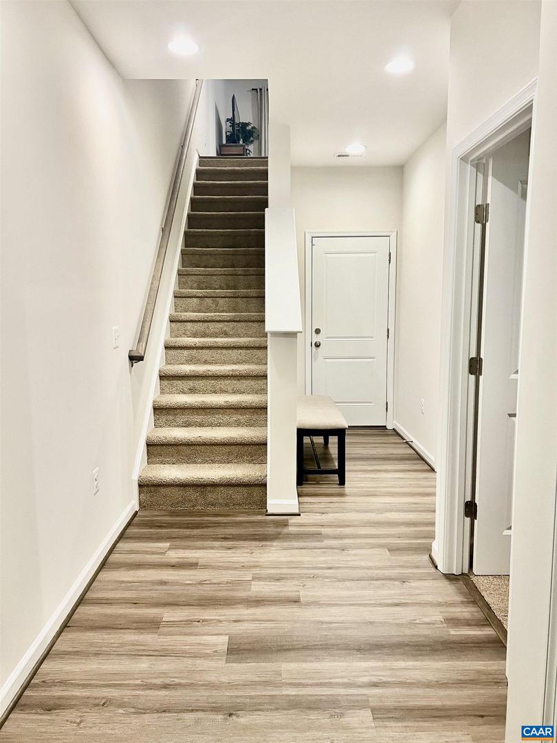 2209 SWALLOWTAIL LN, CHARLOTTESVILLE, Virginia 22902, 4 Bedrooms Bedrooms, ,3 BathroomsBathrooms,Residential,For sale,2209 SWALLOWTAIL LN,673759 MLS # 673759 2209 SWALLOWTAIL LN, CHARLOTTESVILLE, Virginia 22902, 4 Bedrooms Bedrooms, ,3 BathroomsBathrooms,Residential,For sale,2209 SWALLOWTAIL LN,673759 MLS # 673759