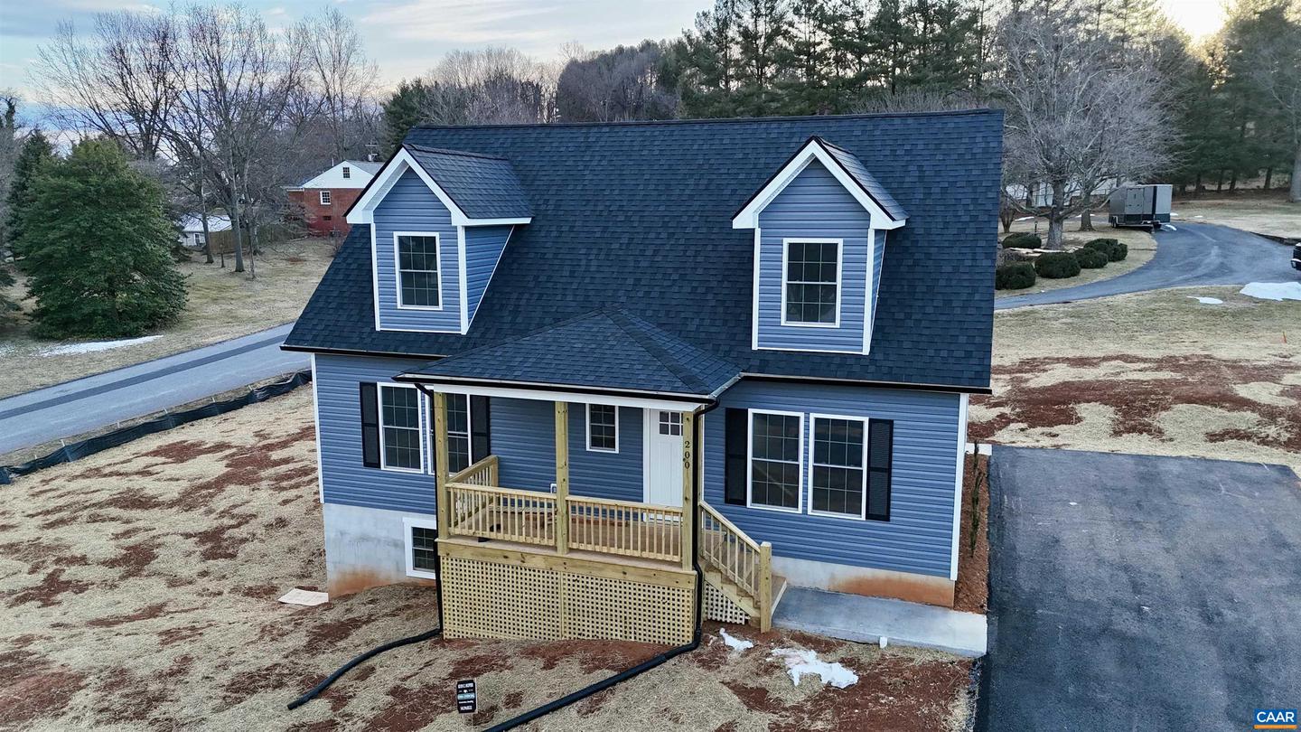 200 ROBIN HOOD RD, STAUNTON, Virginia 24401, 3 Bedrooms Bedrooms, ,2 BathroomsBathrooms,Residential,For sale,200 ROBIN HOOD RD,673760 MLS # 673760 200 ROBIN HOOD RD, STAUNTON, Virginia 24401, 3 Bedrooms Bedrooms, ,2 BathroomsBathrooms,Residential,For sale,200 ROBIN HOOD RD,673760 MLS # 673760