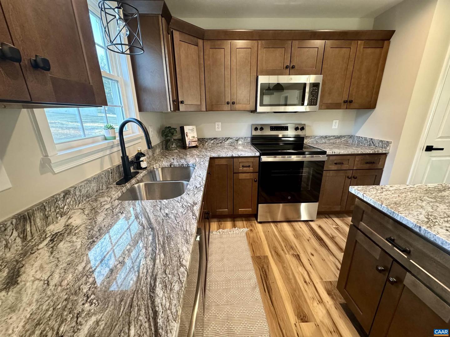 200 ROBIN HOOD RD, STAUNTON, Virginia 24401, 3 Bedrooms Bedrooms, ,2 BathroomsBathrooms,Residential,For sale,200 ROBIN HOOD RD,673760 MLS # 673760 200 ROBIN HOOD RD, STAUNTON, Virginia 24401, 3 Bedrooms Bedrooms, ,2 BathroomsBathrooms,Residential,For sale,200 ROBIN HOOD RD,673760 MLS # 673760