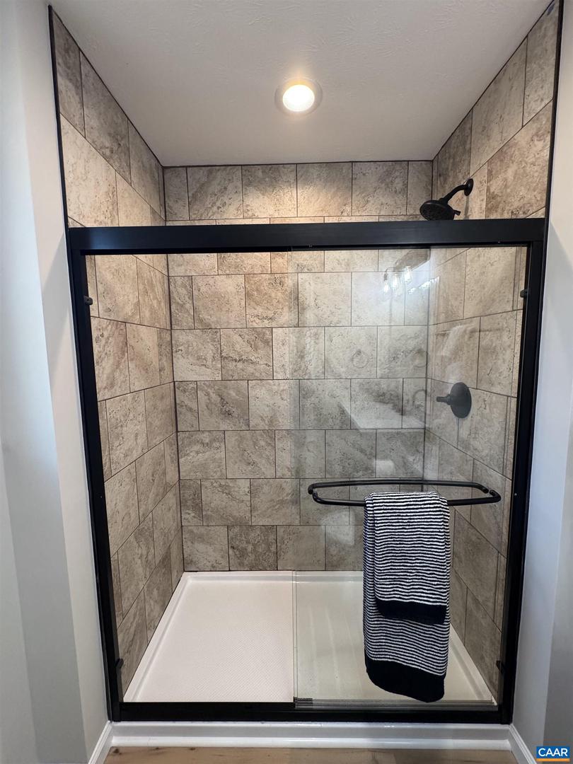 200 ROBIN HOOD RD, STAUNTON, Virginia 24401, 3 Bedrooms Bedrooms, ,2 BathroomsBathrooms,Residential,For sale,200 ROBIN HOOD RD,673760 MLS # 673760 200 ROBIN HOOD RD, STAUNTON, Virginia 24401, 3 Bedrooms Bedrooms, ,2 BathroomsBathrooms,Residential,For sale,200 ROBIN HOOD RD,673760 MLS # 673760