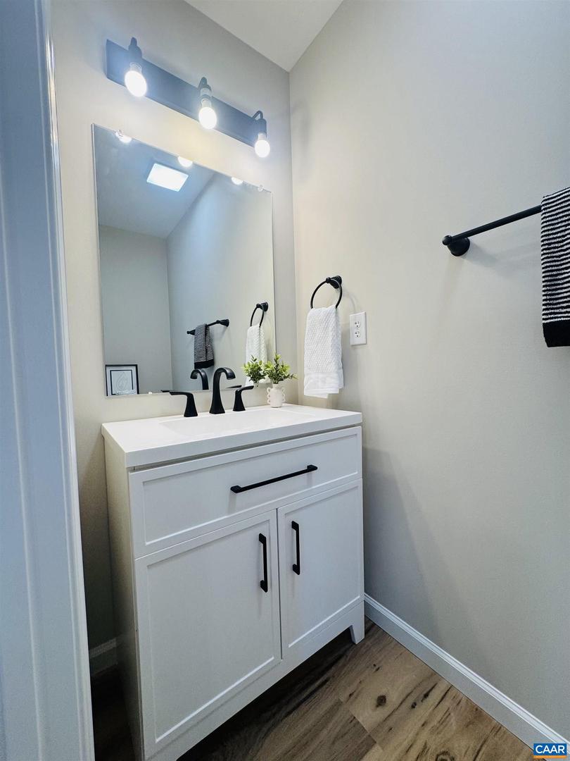 200 ROBIN HOOD RD, STAUNTON, Virginia 24401, 3 Bedrooms Bedrooms, ,2 BathroomsBathrooms,Residential,For sale,200 ROBIN HOOD RD,673760 MLS # 673760 200 ROBIN HOOD RD, STAUNTON, Virginia 24401, 3 Bedrooms Bedrooms, ,2 BathroomsBathrooms,Residential,For sale,200 ROBIN HOOD RD,673760 MLS # 673760