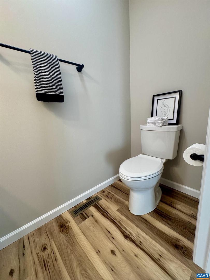 200 ROBIN HOOD RD, STAUNTON, Virginia 24401, 3 Bedrooms Bedrooms, ,2 BathroomsBathrooms,Residential,For sale,200 ROBIN HOOD RD,673760 MLS # 673760 200 ROBIN HOOD RD, STAUNTON, Virginia 24401, 3 Bedrooms Bedrooms, ,2 BathroomsBathrooms,Residential,For sale,200 ROBIN HOOD RD,673760 MLS # 673760