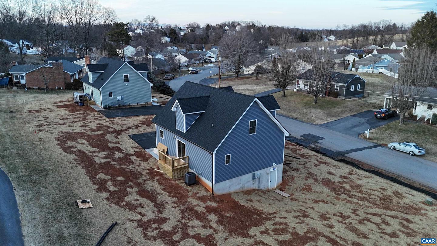 200 ROBIN HOOD RD, STAUNTON, Virginia 24401, 3 Bedrooms Bedrooms, ,2 BathroomsBathrooms,Residential,For sale,200 ROBIN HOOD RD,673760 MLS # 673760 200 ROBIN HOOD RD, STAUNTON, Virginia 24401, 3 Bedrooms Bedrooms, ,2 BathroomsBathrooms,Residential,For sale,200 ROBIN HOOD RD,673760 MLS # 673760