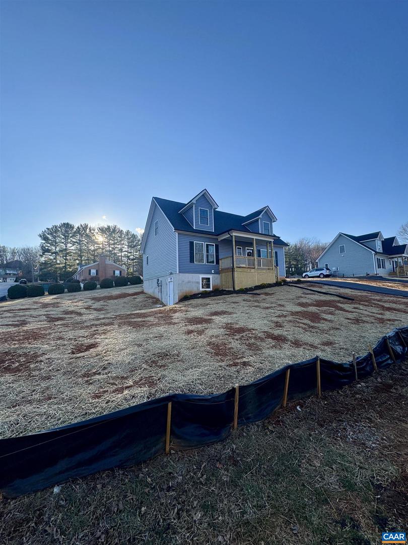 200 ROBIN HOOD RD, STAUNTON, Virginia 24401, 3 Bedrooms Bedrooms, ,2 BathroomsBathrooms,Residential,For sale,200 ROBIN HOOD RD,673760 MLS # 673760 200 ROBIN HOOD RD, STAUNTON, Virginia 24401, 3 Bedrooms Bedrooms, ,2 BathroomsBathrooms,Residential,For sale,200 ROBIN HOOD RD,673760 MLS # 673760