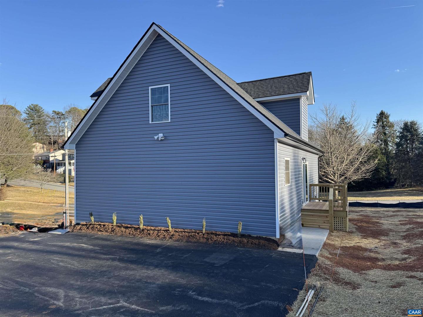 200 ROBIN HOOD RD, STAUNTON, Virginia 24401, 3 Bedrooms Bedrooms, ,2 BathroomsBathrooms,Residential,For sale,200 ROBIN HOOD RD,673760 MLS # 673760 200 ROBIN HOOD RD, STAUNTON, Virginia 24401, 3 Bedrooms Bedrooms, ,2 BathroomsBathrooms,Residential,For sale,200 ROBIN HOOD RD,673760 MLS # 673760