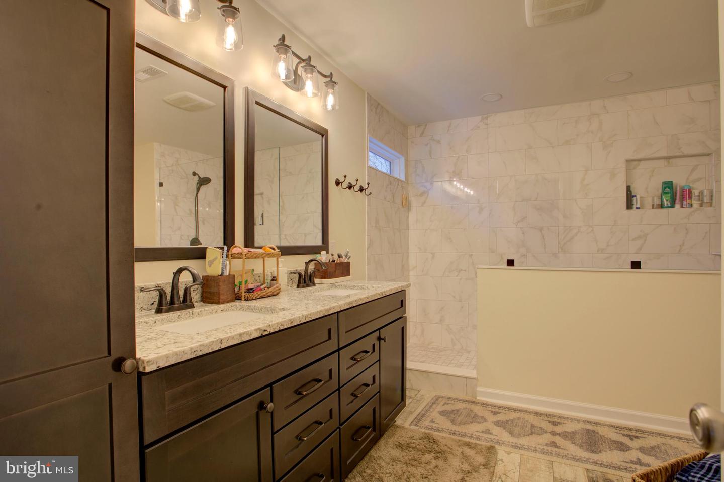 12 COURTNEY COURT, FREDERICKSBURG, Virginia 22405, 4 Bedrooms Bedrooms, ,3 BathroomsBathrooms,Residential,For sale,12 COURTNEY COURT,VAST2046484 MLS # VAST2046484