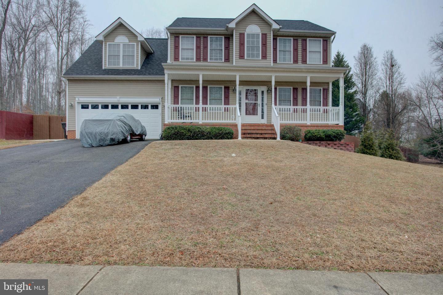 12 COURTNEY COURT, FREDERICKSBURG, Virginia 22405, 4 Bedrooms Bedrooms, ,3 BathroomsBathrooms,Residential,For sale,12 COURTNEY COURT,VAST2046484 MLS # VAST2046484