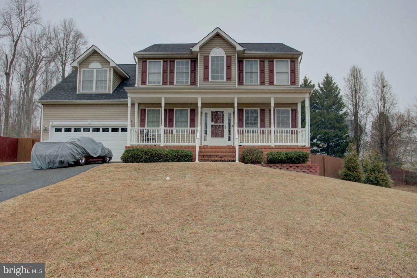 12 COURTNEY COURT, FREDERICKSBURG, Virginia 22405, 4 Bedrooms Bedrooms, ,3 BathroomsBathrooms,Residential,For sale,12 COURTNEY COURT,VAST2046484 MLS # VAST2046484