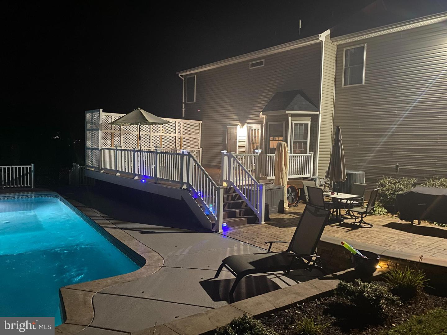 12 COURTNEY COURT, FREDERICKSBURG, Virginia 22405, 4 Bedrooms Bedrooms, ,3 BathroomsBathrooms,Residential,For sale,12 COURTNEY COURT,VAST2046484 MLS # VAST2046484