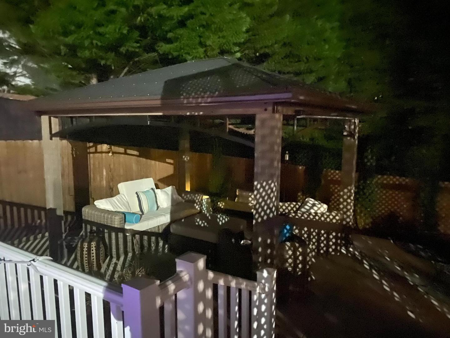 12 COURTNEY COURT, FREDERICKSBURG, Virginia 22405, 4 Bedrooms Bedrooms, ,3 BathroomsBathrooms,Residential,For sale,12 COURTNEY COURT,VAST2046484 MLS # VAST2046484