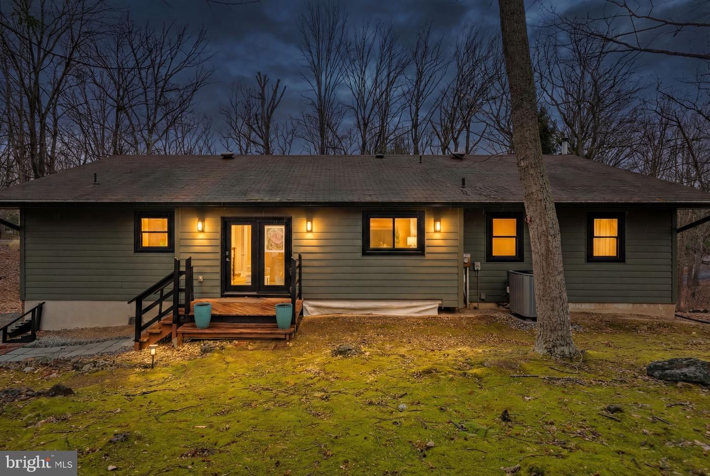 7269 BEAUREGARD CT, WARRENTON, Virginia 20187, 3 Bedrooms Bedrooms, ,3 BathroomsBathrooms,Residential,For sale,7269 BEAUREGARD CT,VAFQ2020752 MLS # VAFQ2020752 7269 BEAUREGARD CT, WARRENTON, Virginia 20187, 3 Bedrooms Bedrooms, ,3 BathroomsBathrooms,Residential,For sale,7269 BEAUREGARD CT,VAFQ2020752 MLS # VAFQ2020752