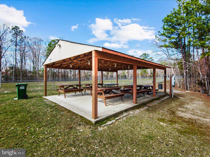 23120 SEATTLE SLEW LN, RUTHER GLEN, Virginia 22546, 4 Bedrooms Bedrooms, ,3 BathroomsBathrooms,Residential,For sale,23120 SEATTLE SLEW LN,VACV2009596 MLS # VACV2009596