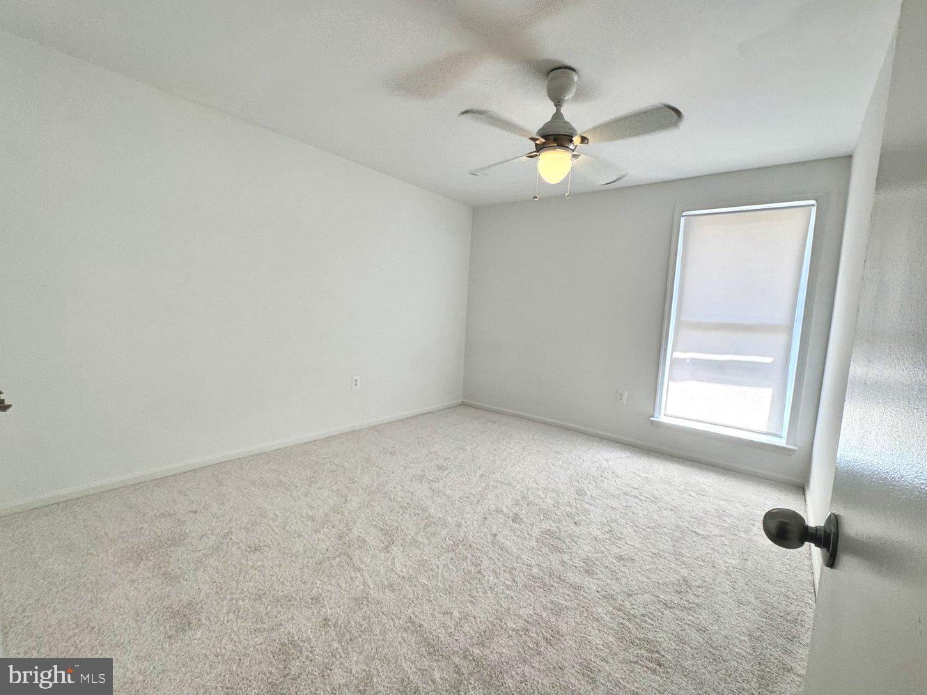 3758 PERSIMMON CIR, FAIRFAX, Virginia 22031, 2 Bedrooms Bedrooms, ,2 BathroomsBathrooms,Residential,For sale,3758 PERSIMMON CIR,VAFX2293054 MLS # VAFX2293054