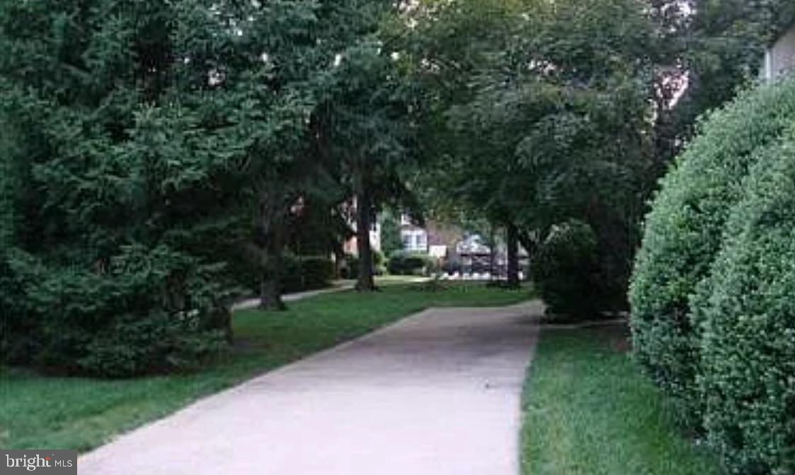 3758 PERSIMMON CIR, FAIRFAX, Virginia 22031, 2 Bedrooms Bedrooms, ,2 BathroomsBathrooms,Residential,For sale,3758 PERSIMMON CIR,VAFX2293054 MLS # VAFX2293054