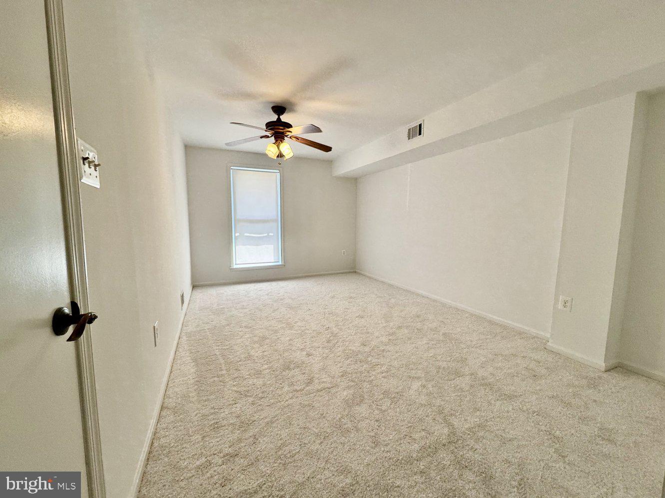 3758 PERSIMMON CIR, FAIRFAX, Virginia 22031, 2 Bedrooms Bedrooms, ,2 BathroomsBathrooms,Residential,For sale,3758 PERSIMMON CIR,VAFX2293054 MLS # VAFX2293054