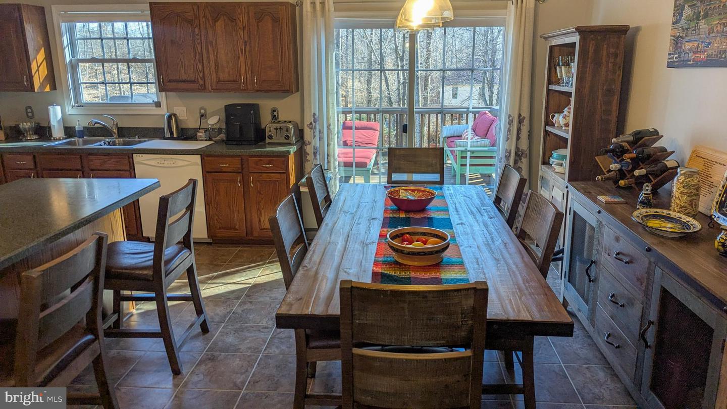 26 LOVELACE LN, STAFFORD, Virginia 22554, 3 Bedrooms Bedrooms, 12 Rooms Rooms,3 BathroomsBathrooms,Residential,For sale,26 LOVELACE LN,VAST2046476 MLS # VAST2046476