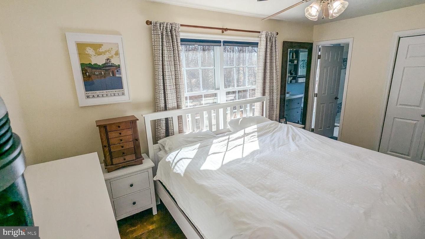 26 LOVELACE LN, STAFFORD, Virginia 22554, 3 Bedrooms Bedrooms, 12 Rooms Rooms,3 BathroomsBathrooms,Residential,For sale,26 LOVELACE LN,VAST2046476 MLS # VAST2046476