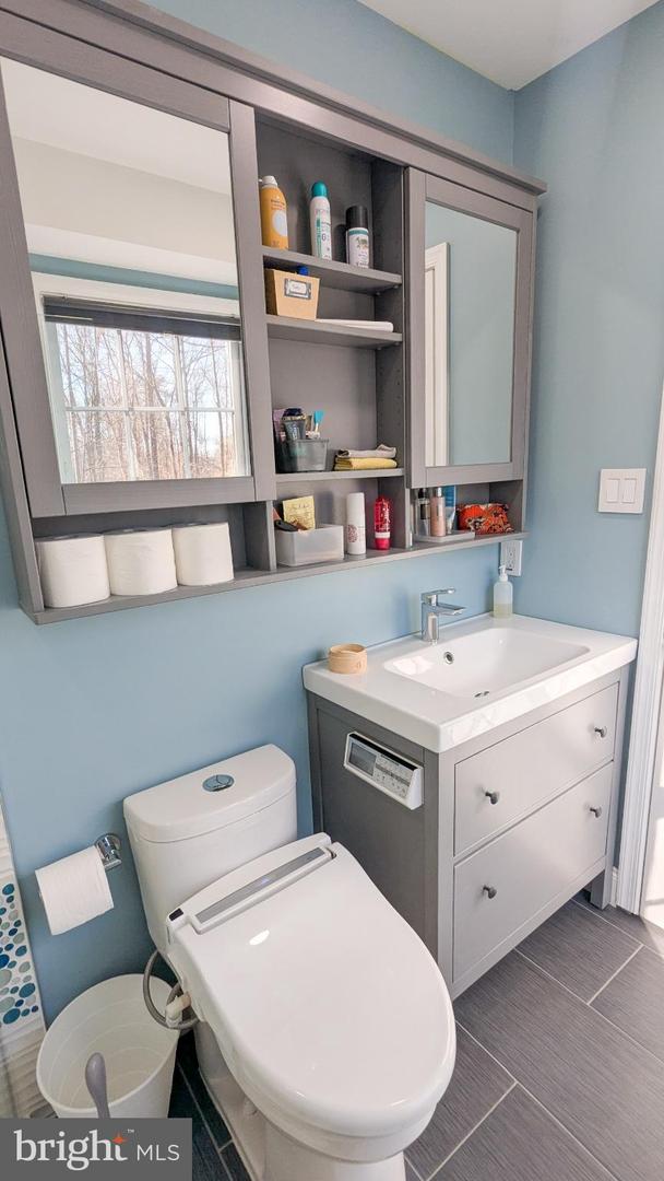 26 LOVELACE LN, STAFFORD, Virginia 22554, 3 Bedrooms Bedrooms, 12 Rooms Rooms,3 BathroomsBathrooms,Residential,For sale,26 LOVELACE LN,VAST2046476 MLS # VAST2046476