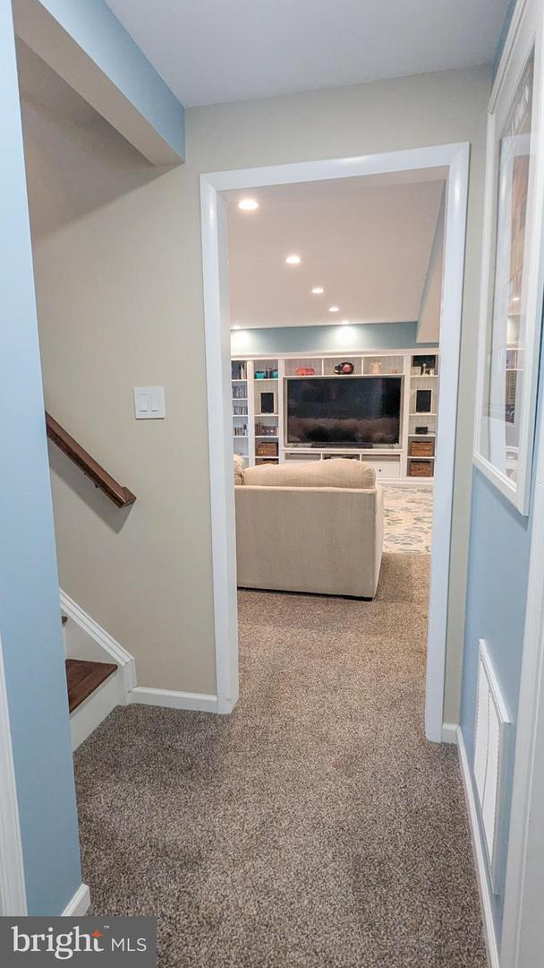 26 LOVELACE LN, STAFFORD, Virginia 22554, 3 Bedrooms Bedrooms, 12 Rooms Rooms,3 BathroomsBathrooms,Residential,For sale,26 LOVELACE LN,VAST2046476 MLS # VAST2046476