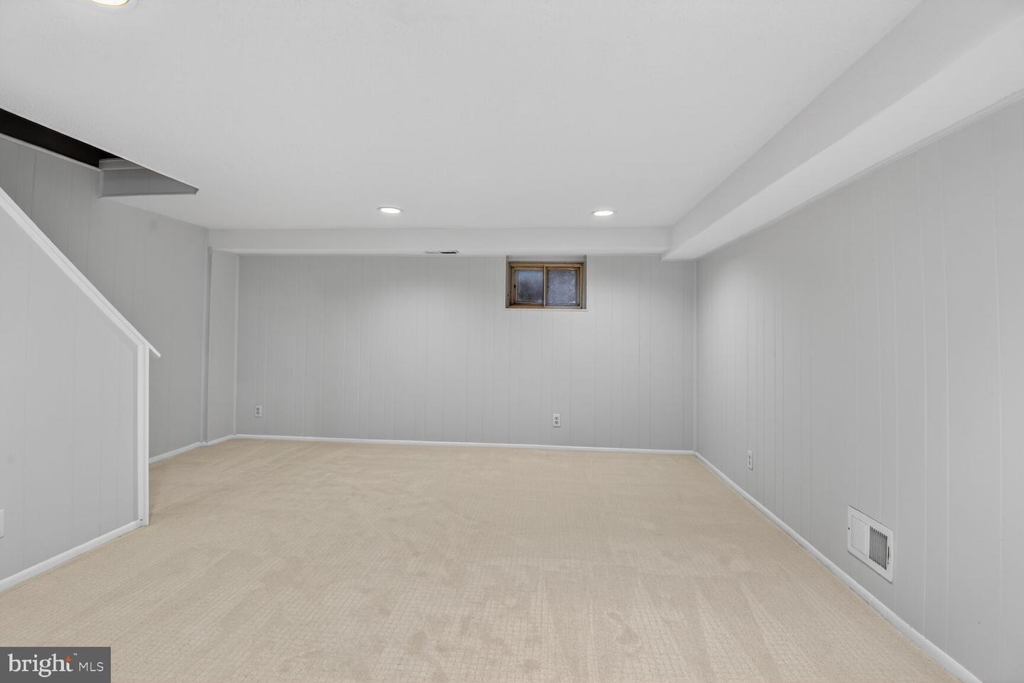 2813 S COLUMBUS ST, ARLINGTON, Virginia 22206, 2 Bedrooms Bedrooms, ,2 BathroomsBathrooms,Residential,For sale,2813 S COLUMBUS ST,VAAR2069382 MLS # VAAR2069382