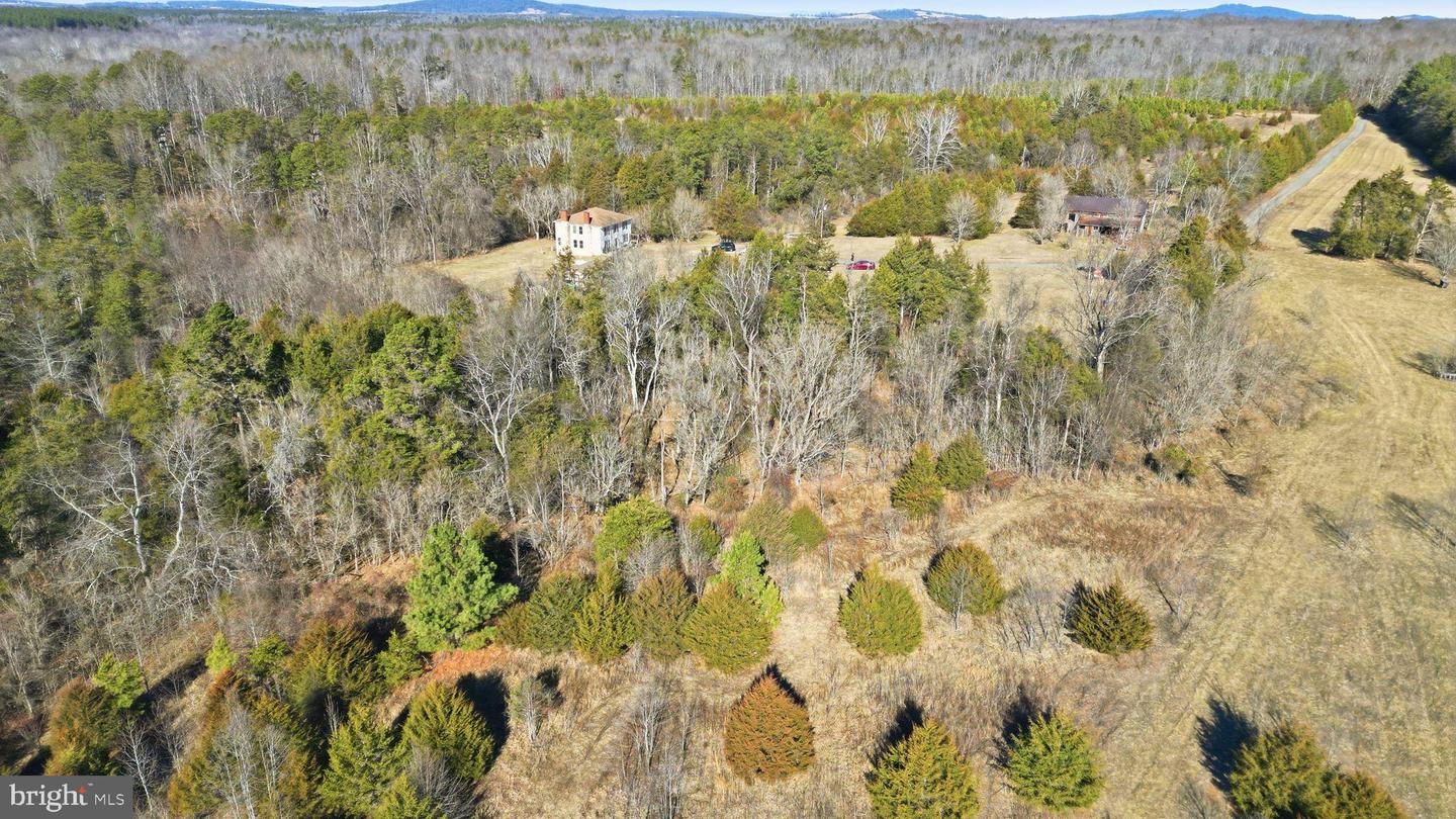 15284 POPLAR RD, ORANGE, Virginia 22960, 4 Bedrooms Bedrooms, ,1 BathroomBathrooms,Farm,For sale,15284 POPLAR RD,VAOR2013184 MLS # VAOR2013184