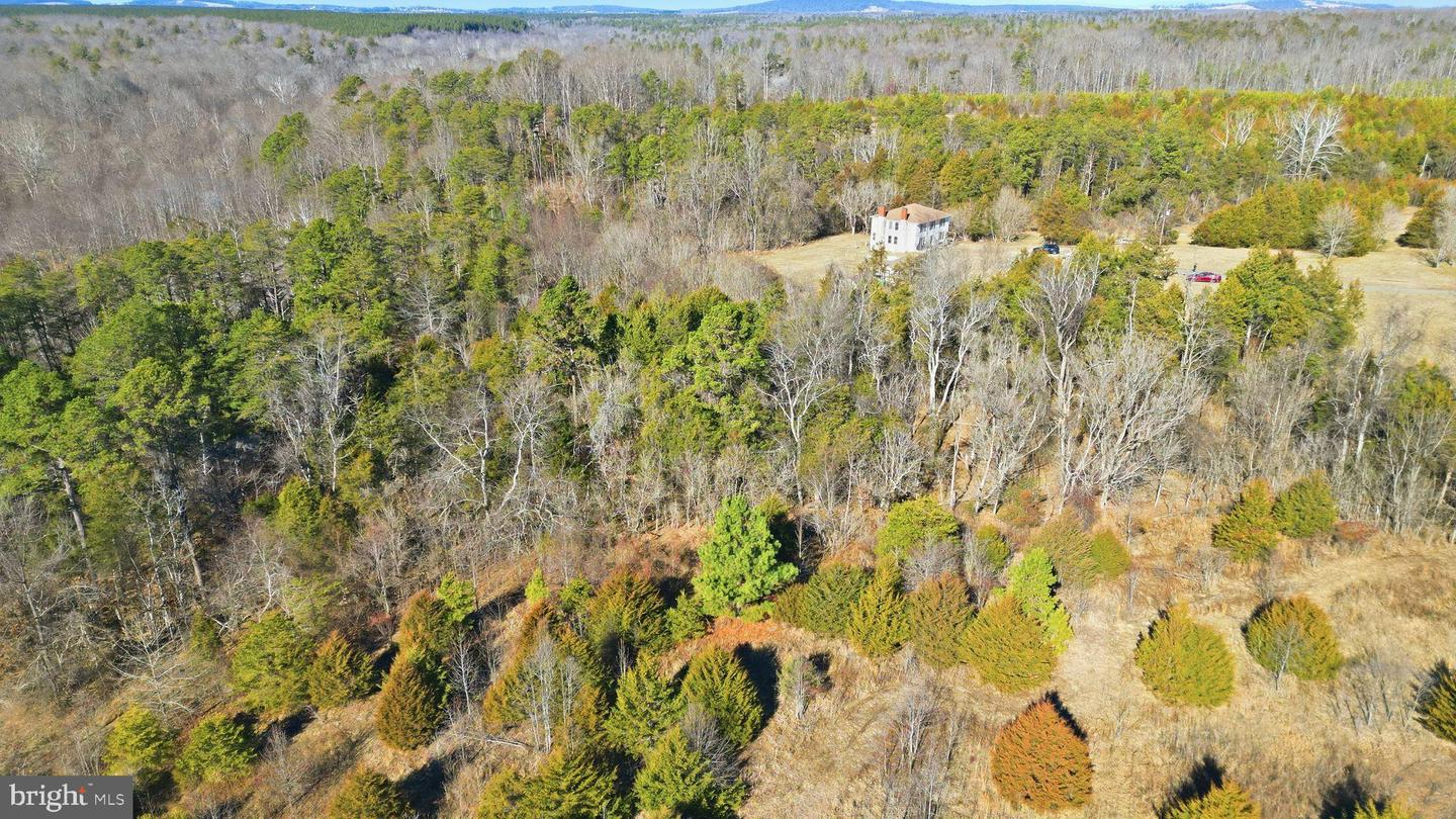 15284 POPLAR RD, ORANGE, Virginia 22960, 4 Bedrooms Bedrooms, ,1 BathroomBathrooms,Farm,For sale,15284 POPLAR RD,VAOR2013184 MLS # VAOR2013184
