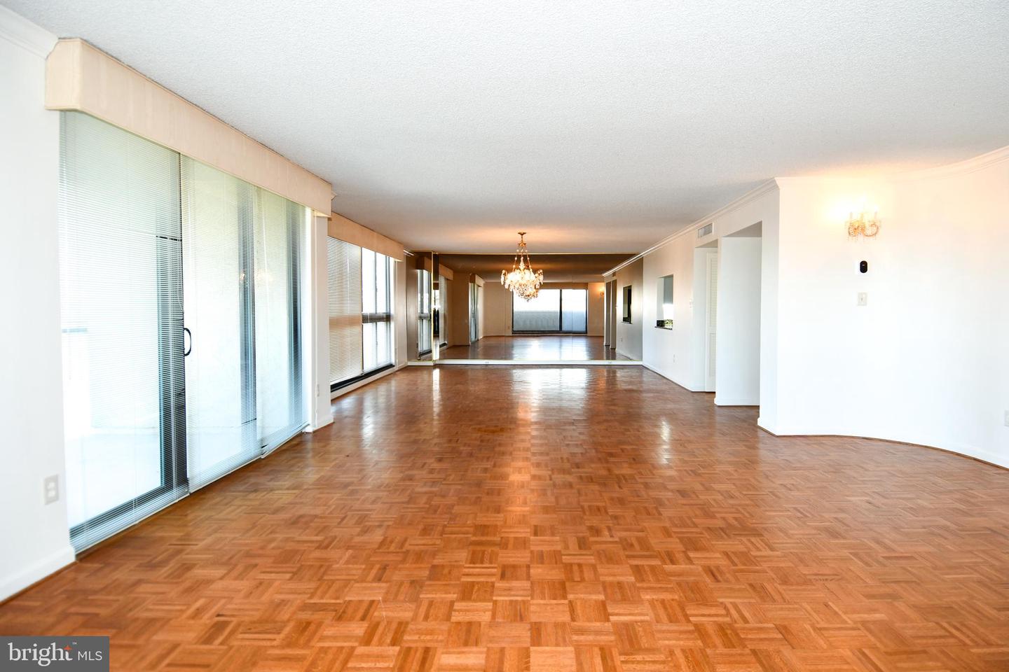 1101 ARLINGTON RIDGE ROAD #316, ARLINGTON, Virginia 22202, 3 Bedrooms Bedrooms, ,3 BathroomsBathrooms,Residential,For sale,1101 ARLINGTON RIDGE ROAD #316,VAAR2064610 MLS # VAAR2064610 1101 ARLINGTON RIDGE ROAD #316, ARLINGTON, Virginia 22202, 3 Bedrooms Bedrooms, ,3 BathroomsBathrooms,Residential,For sale,1101 ARLINGTON RIDGE ROAD #316,VAAR2064610 MLS # VAAR2064610