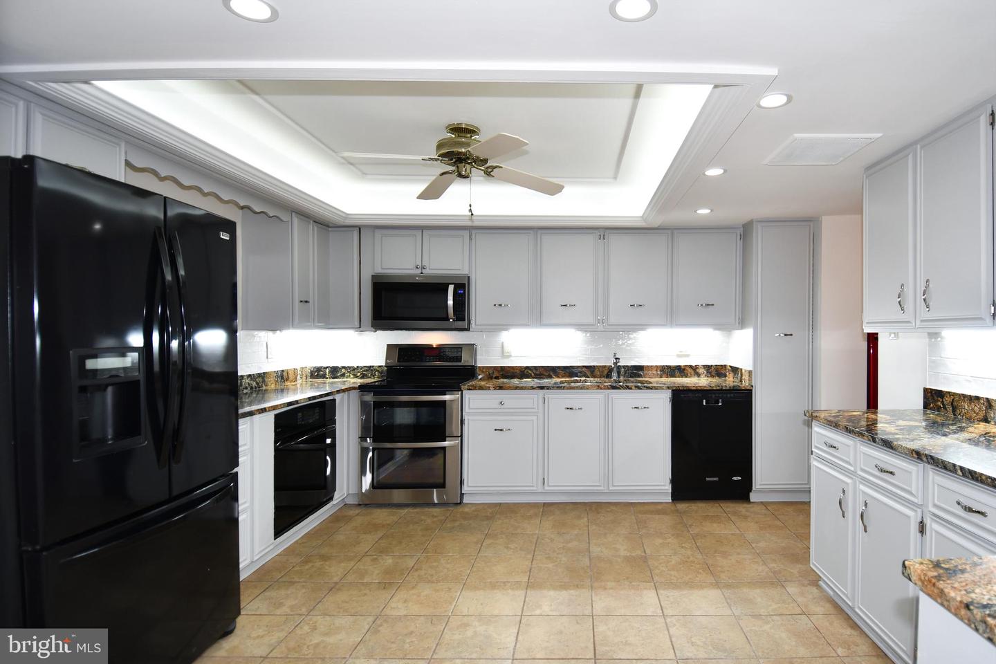 1101 ARLINGTON RIDGE ROAD #316, ARLINGTON, Virginia 22202, 3 Bedrooms Bedrooms, ,3 BathroomsBathrooms,Residential,For sale,1101 ARLINGTON RIDGE ROAD #316,VAAR2064610 MLS # VAAR2064610 1101 ARLINGTON RIDGE ROAD #316, ARLINGTON, Virginia 22202, 3 Bedrooms Bedrooms, ,3 BathroomsBathrooms,Residential,For sale,1101 ARLINGTON RIDGE ROAD #316,VAAR2064610 MLS # VAAR2064610