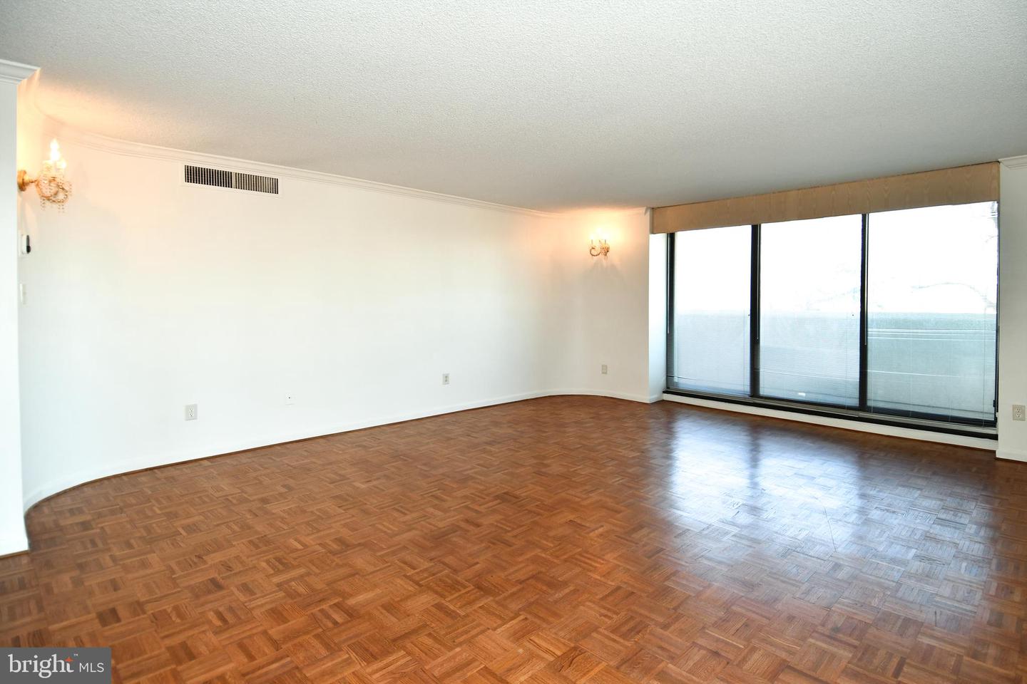 1101 ARLINGTON RIDGE ROAD #316, ARLINGTON, Virginia 22202, 3 Bedrooms Bedrooms, ,3 BathroomsBathrooms,Residential,For sale,1101 ARLINGTON RIDGE ROAD #316,VAAR2064610 MLS # VAAR2064610 1101 ARLINGTON RIDGE ROAD #316, ARLINGTON, Virginia 22202, 3 Bedrooms Bedrooms, ,3 BathroomsBathrooms,Residential,For sale,1101 ARLINGTON RIDGE ROAD #316,VAAR2064610 MLS # VAAR2064610