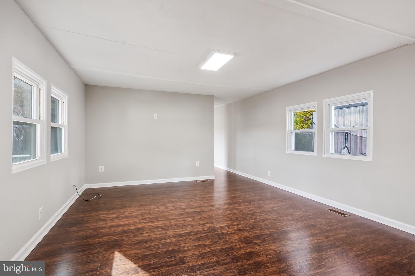 7805 TAYLOE DR #133, MANASSAS, Virginia 20112, 3 Bedrooms Bedrooms, ,2 BathroomsBathrooms,Residential,For sale,7805 TAYLOE DR #133,VAPW2107652 MLS # VAPW2107652