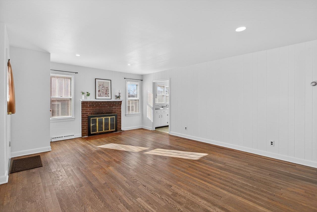 913 SPOTSWOOD DR, HARRISONBURG, Virginia 22802, 3 Bedrooms Bedrooms, ,1 BathroomBathrooms,Residential,913 SPOTSWOOD DR,673657 MLS # 673657 913 SPOTSWOOD DR, HARRISONBURG, Virginia 22802, 3 Bedrooms Bedrooms, ,1 BathroomBathrooms,Residential,913 SPOTSWOOD DR,673657 MLS # 673657