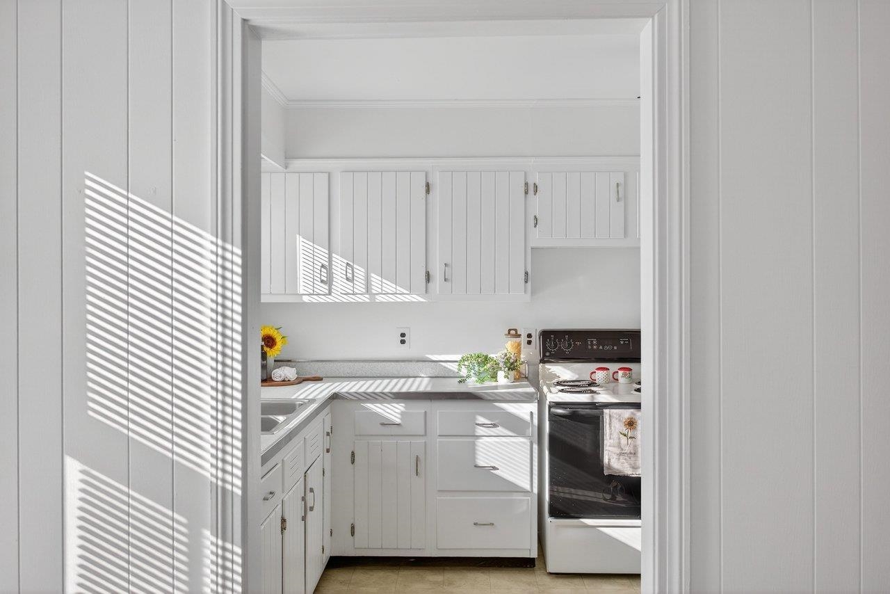 913 SPOTSWOOD DR, HARRISONBURG, Virginia 22802, 3 Bedrooms Bedrooms, ,1 BathroomBathrooms,Residential,913 SPOTSWOOD DR,673657 MLS # 673657 913 SPOTSWOOD DR, HARRISONBURG, Virginia 22802, 3 Bedrooms Bedrooms, ,1 BathroomBathrooms,Residential,913 SPOTSWOOD DR,673657 MLS # 673657