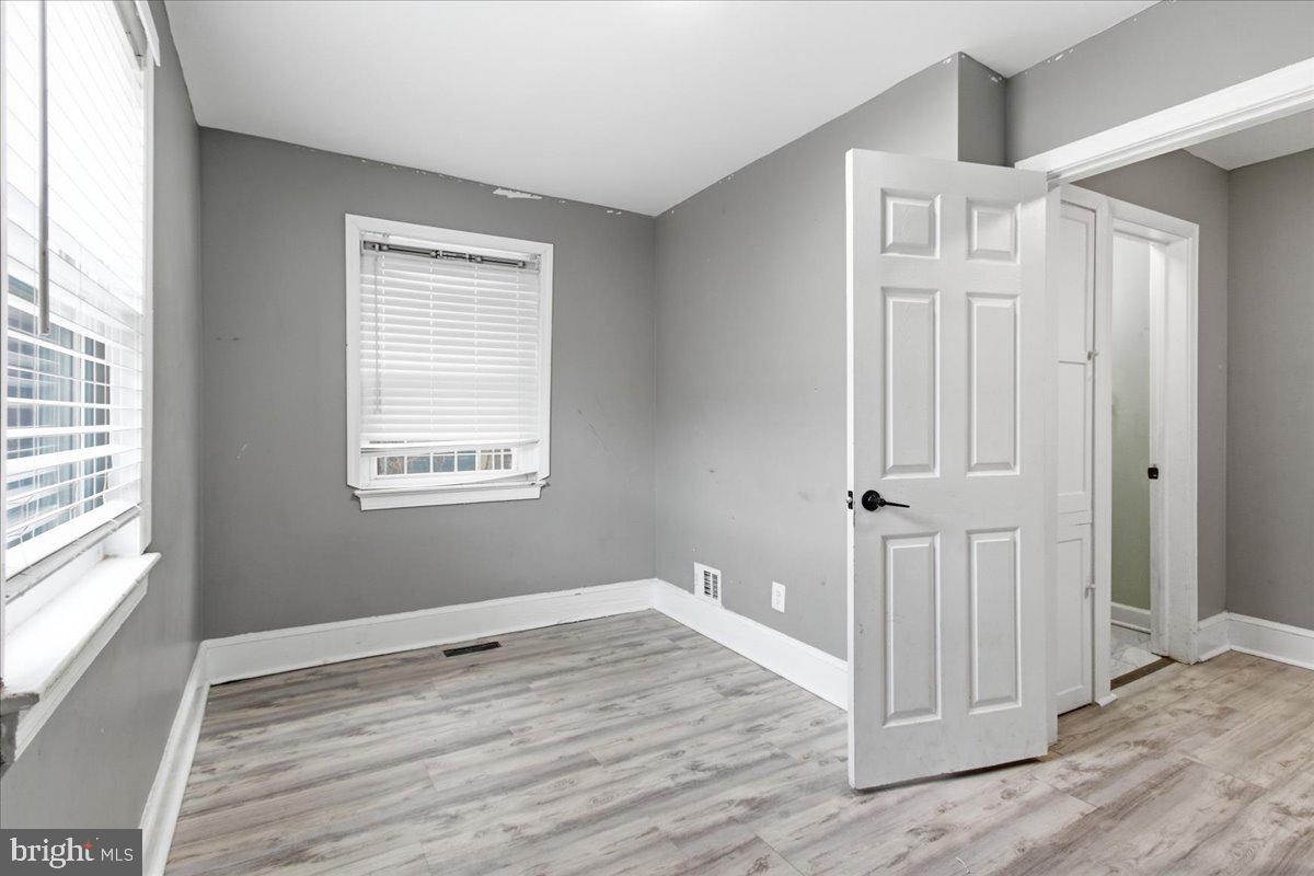 206 36TH ST SE, WASHINGTON, District Of Columbia 20019, 3 Bedrooms Bedrooms, ,2 BathroomsBathrooms,Residential,For sale,206 36TH ST SE,DCDC2233308 MLS # DCDC2233308