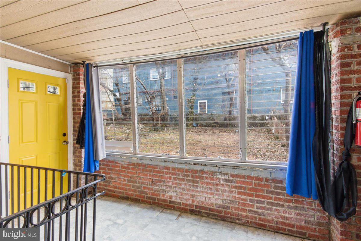 206 36TH ST SE, WASHINGTON, District Of Columbia 20019, 3 Bedrooms Bedrooms, ,2 BathroomsBathrooms,Residential,For sale,206 36TH ST SE,DCDC2233308 MLS # DCDC2233308