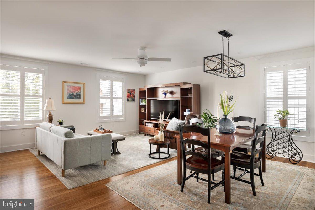 411-302 N LOUDOUN ST, WINCHESTER, Virginia 22601, 2 Bedrooms Bedrooms, 9 Rooms Rooms,2 BathroomsBathrooms,Residential,For sale,411-302 N LOUDOUN ST,VAWI2009780 MLS # VAWI2009780